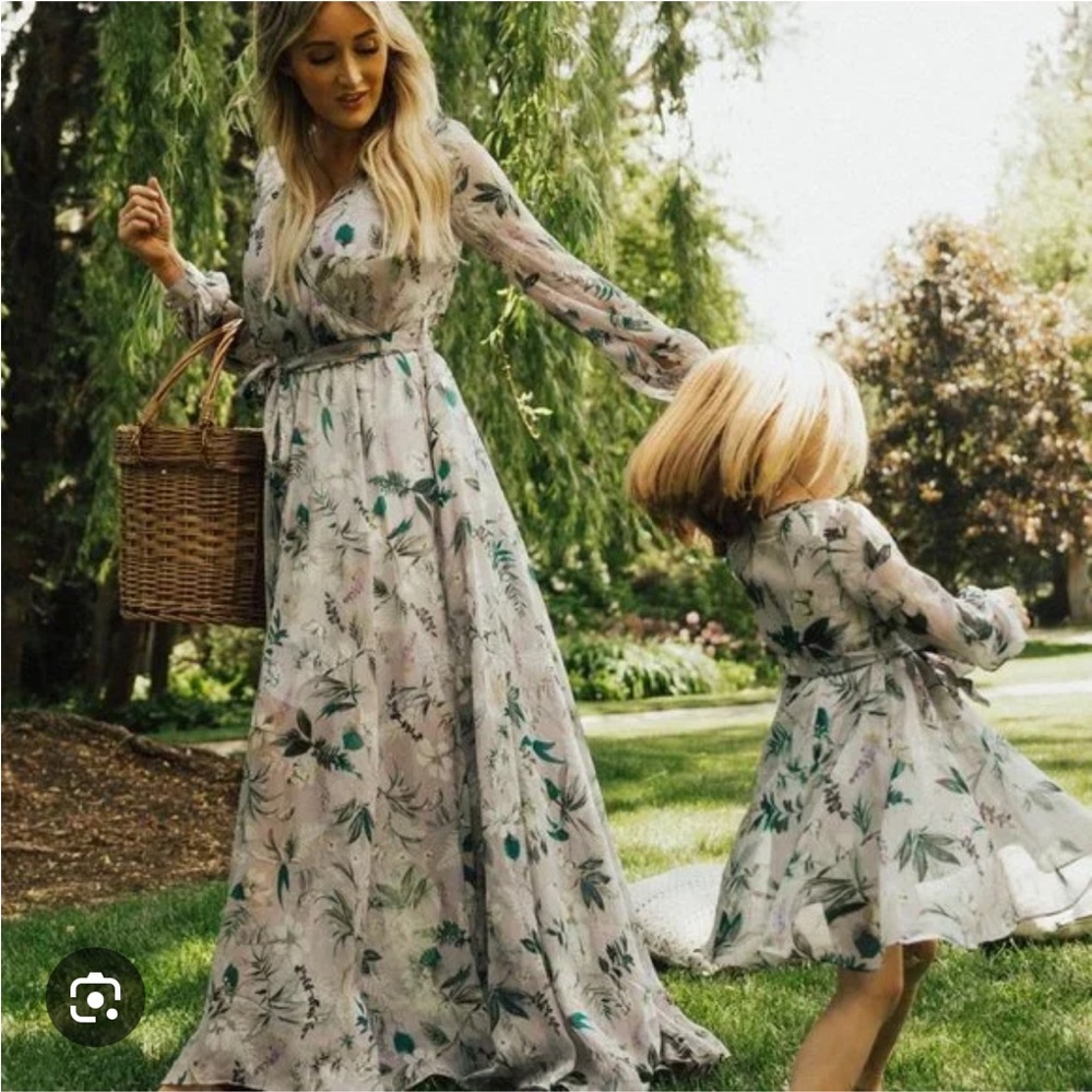 Ivy City Co. Floral Maxi Dress in Cream and Green